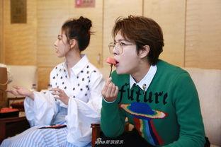 娱乐吃瓜组,吃瓜群众带你领略幕后风云  第2张